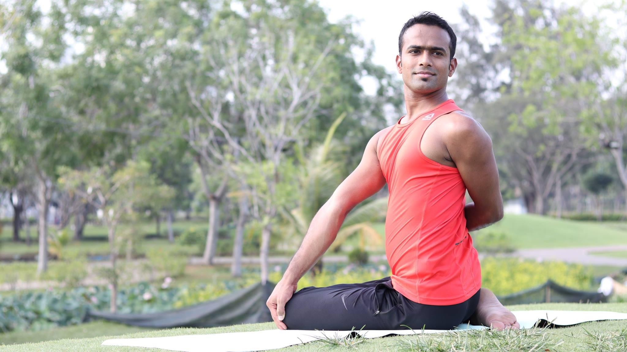 Hot Yoga Pose Stock Photo - Download Image Now - Locust, Portrait, Yoga -  iStock